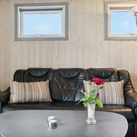 Erlinda - 3-1km From The Sea In Western Jutland By Interhome Bolilmark