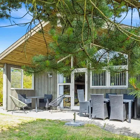 Erlinda - 3-1km From The Sea By Interhome *