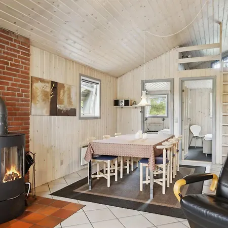 Nyaraló Erlinda - 3-1km From The Sea By Interhome