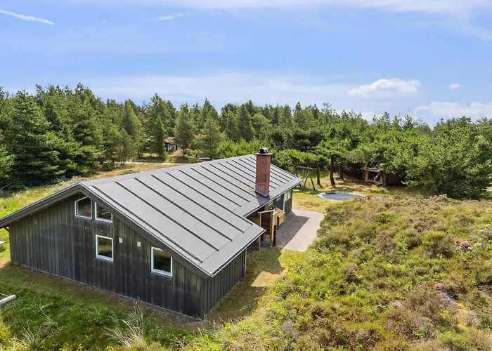 Erlinda - 3-1km From The Sea By Interhome