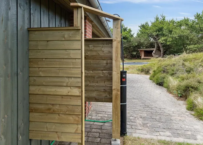 Erlinda - 3-1km From The Sea By Interhome Bolilmark